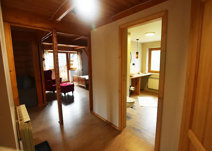 ホームステイ Pod Limbami ザコパネ