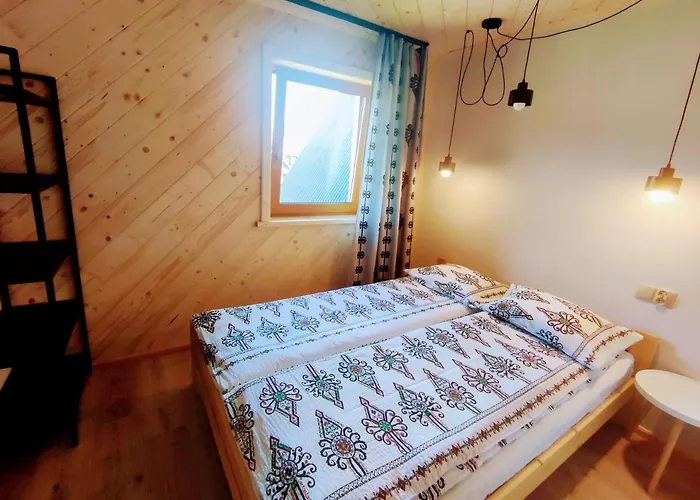 ホームステイ Pod Limbami *