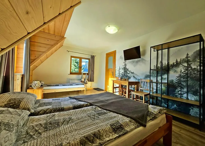 ホームステイ Pod Limbami ザコパネ